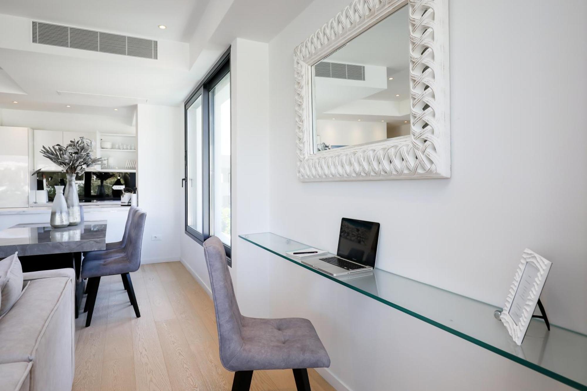 Ellinikon Luxury *
