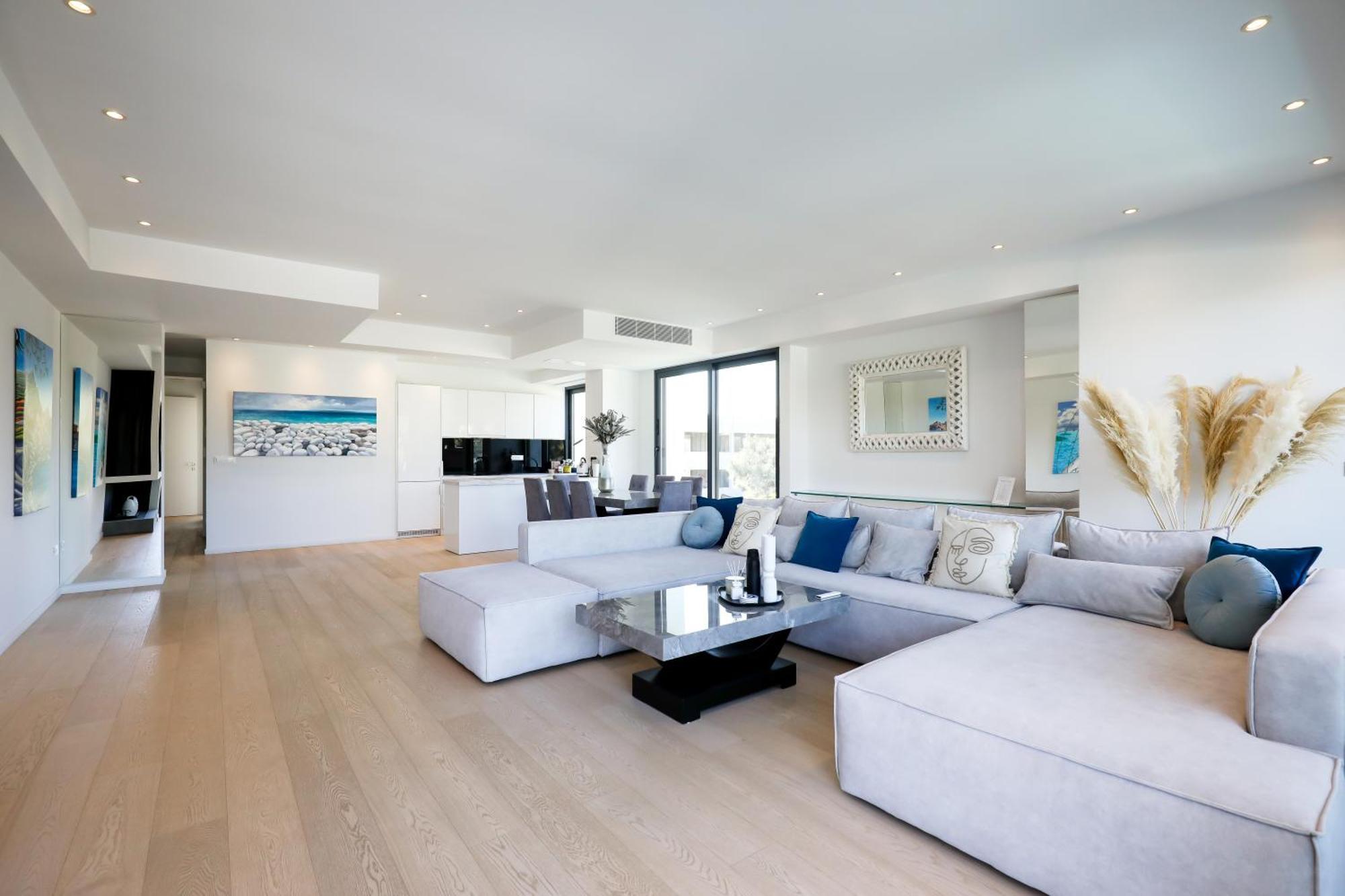 Ellinikon Luxury *